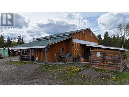 7028 N Netherland Road, 100 Mile House, BC 