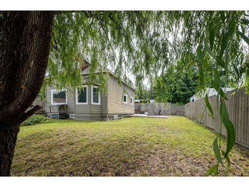 1887 Kootenay Lane, Fruitvale, BC - Outdoor