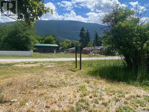 708 Main Street, Slocan, BC 