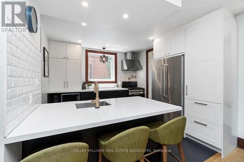 24 Ellen Street, Brampton, ON - Indoor Photo Showing Kitchen With Upgraded Kitchen