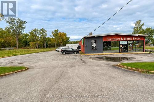 1644 London Line, Sarnia, ON 