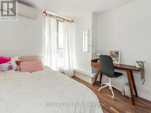 314 - 60 Southport Street, Toronto, ON - Indoor Photo Showing Bedroom