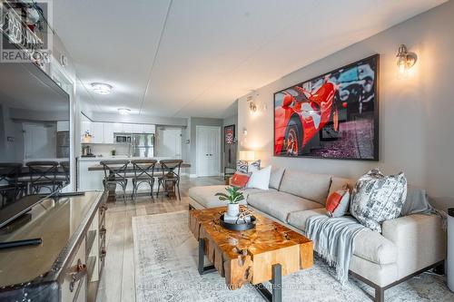 305 - 1470 Main Street E, Milton, ON - Indoor Photo Showing Living Room