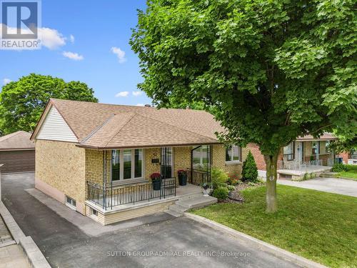 54 Exbury Road, Toronto, ON - Outdoor