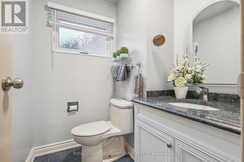 2693 Quill Crescent, Mississauga, ON - Indoor Photo Showing Bathroom