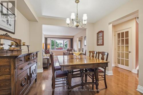 2693 Quill Crescent, Mississauga, ON - Indoor Photo Showing Dining Room