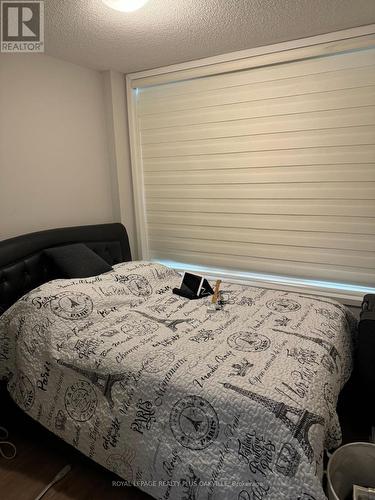 3135 Mintwood Circle, Oakville, ON - Indoor Photo Showing Bedroom