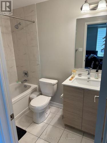 3135 Mintwood Circle, Oakville, ON - Indoor Photo Showing Bathroom