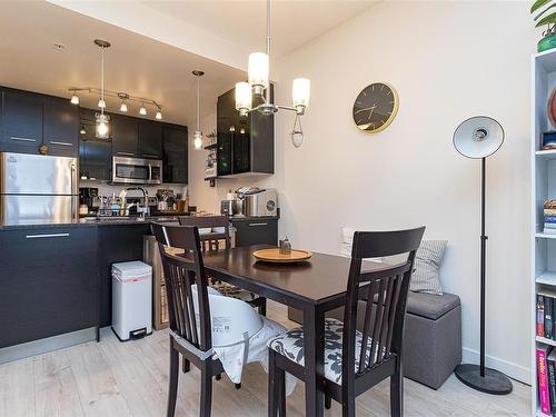 445-2871 Jacklin Rd, Langford, BC - Indoor Photo Showing Dining Room