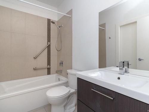 445-2871 Jacklin Rd, Langford, BC - Indoor Photo Showing Bathroom