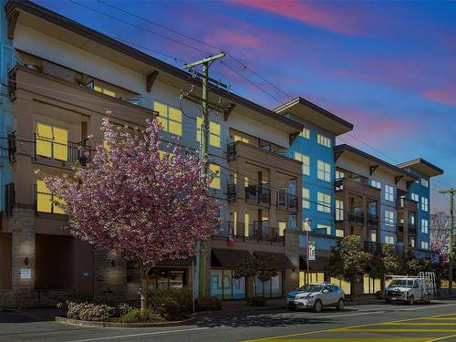 445-2871 Jacklin Rd, Langford, BC - Outdoor With Balcony With Facade