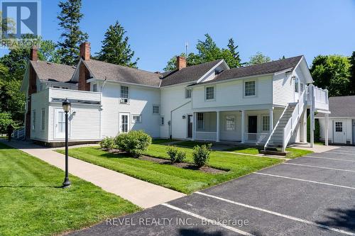 415 Regent Street, Niagara-On-The-Lake, ON - Outdoor With Facade