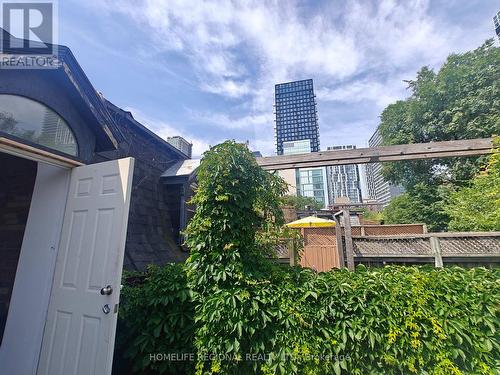 130 Shuter Street, Toronto (Moss Park), ON - Outdoor