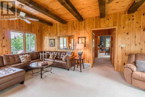 159 Mount Zion Rd, Bruce Mines, ON - Indoor Photo Showing Living Room