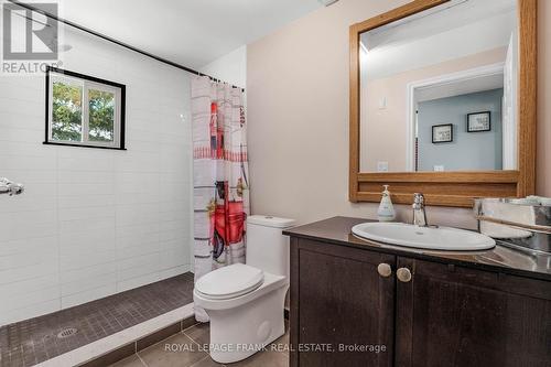 2090 Burnbrae Road, Trent Hills, ON - Indoor Photo Showing Bathroom