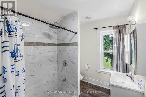 2090 Burnbrae Road, Trent Hills, ON - Indoor Photo Showing Bathroom