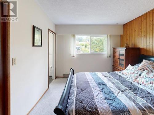 3638 Manitoba Ave, Powell River, BC - Indoor Photo Showing Bedroom