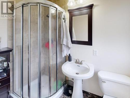 3638 Manitoba Ave, Powell River, BC - Indoor Photo Showing Bathroom