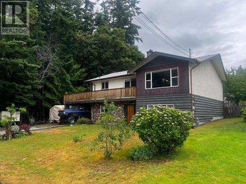 3638 Manitoba Ave, Powell River, BC - Outdoor