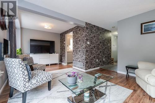 351 Galloway Boulevard, Midland, ON - Indoor Photo Showing Living Room