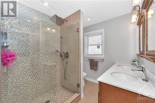 1736 Caminiti Crescent, Orleans, ON - Indoor Photo Showing Bathroom