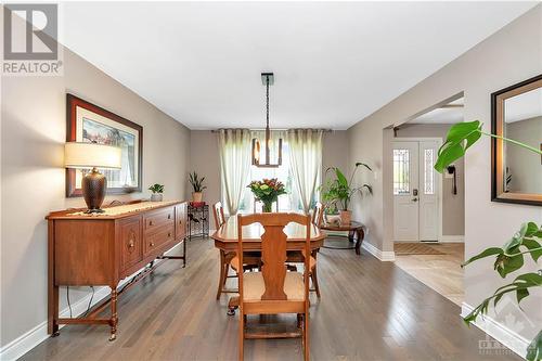 1736 Caminiti Crescent, Orleans, ON - Indoor Photo Showing Dining Room