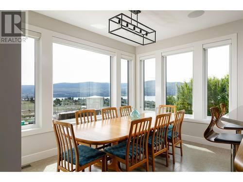 2822 Ourtoland Road, West Kelowna, BC - Indoor Photo Showing Dining Room