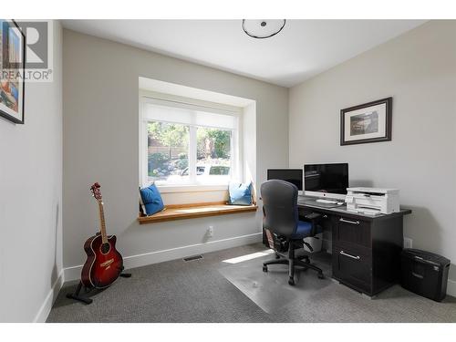 2822 Ourtoland Road, West Kelowna, BC - Indoor Photo Showing Office