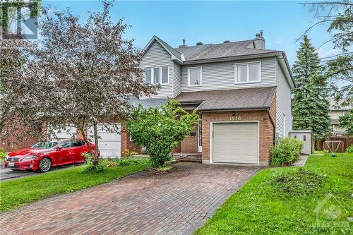 End unit townhouse - 1548 Briarfield Crescent, Ottawa, ON - Outdoor