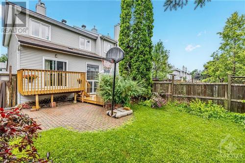 Deep lot  for entertaining - 1548 Briarfield Crescent, Ottawa, ON - Outdoor With Deck Patio Veranda