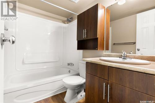 27 212 Gore Place, Regina, SK - Indoor Photo Showing Bathroom