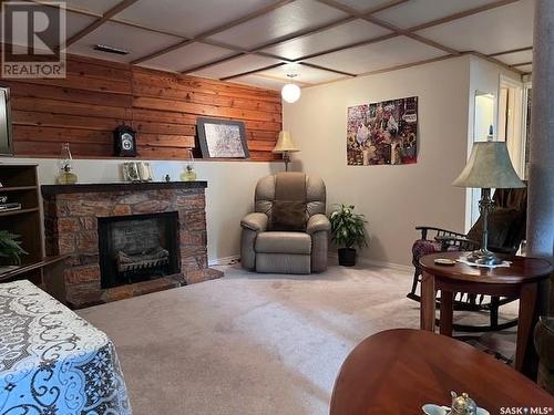 990 Hawthorne Crescent, Moose Jaw, SK - Indoor Photo Showing Living Room With Fireplace