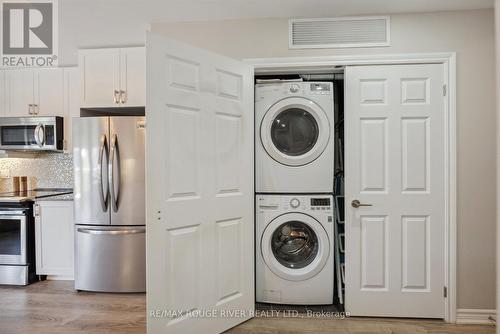 301 - 680 Gordon Street, Whitby, ON - Indoor Photo Showing Laundry Room