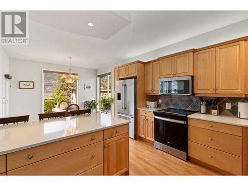 11150 Maddock Avenue, Lake Country, BC - Indoor Photo Showing Kitchen