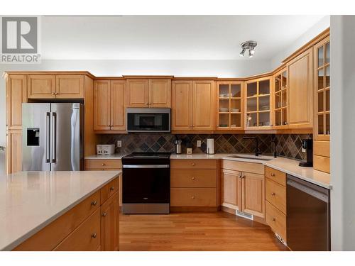 11150 Maddock Avenue, Lake Country, BC - Indoor Photo Showing Kitchen