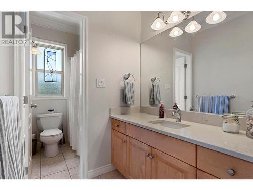 11150 Maddock Avenue, Lake Country, BC - Indoor Photo Showing Bathroom