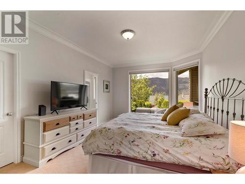 11150 Maddock Avenue, Lake Country, BC - Indoor Photo Showing Bedroom