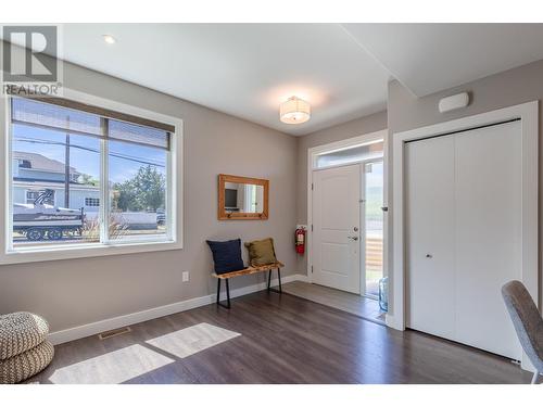 596 Braid Street, Penticton, BC - Indoor