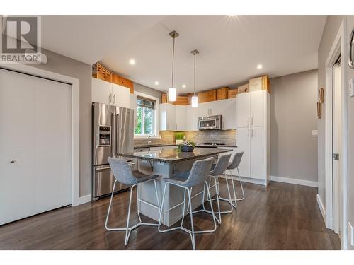 596 Braid Street, Penticton, BC - Indoor