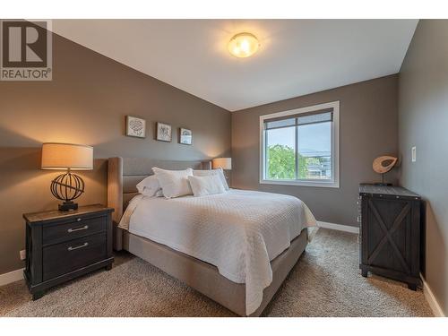 596 Braid Street, Penticton, BC - Indoor Photo Showing Bedroom