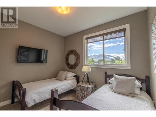 596 Braid Street, Penticton, BC - Indoor Photo Showing Bedroom