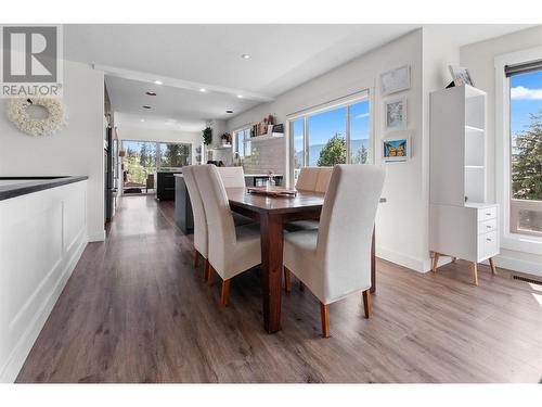 156 Dartmouth Place, Penticton, BC - Indoor Photo Showing Dining Room