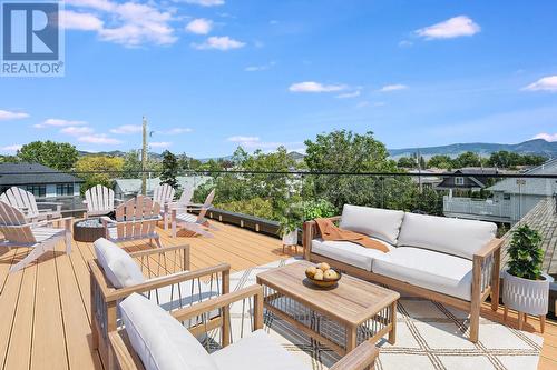 800 Morrison Avenue Unit# 3, Kelowna, BC - Outdoor With Deck Patio Veranda