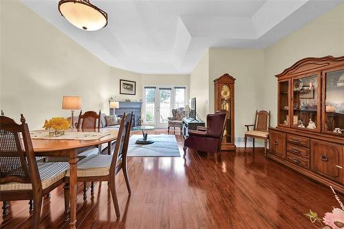 77 Boca Drive, Mount Hope, ON - Indoor Photo Showing Dining Room