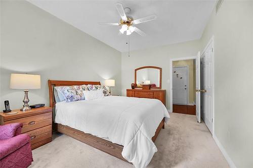 77 Boca Drive, Mount Hope, ON - Indoor Photo Showing Bedroom