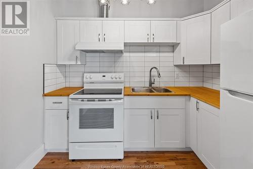 3150 Sandwich Unit# 1, Windsor, ON - Indoor Photo Showing Kitchen With Double Sink