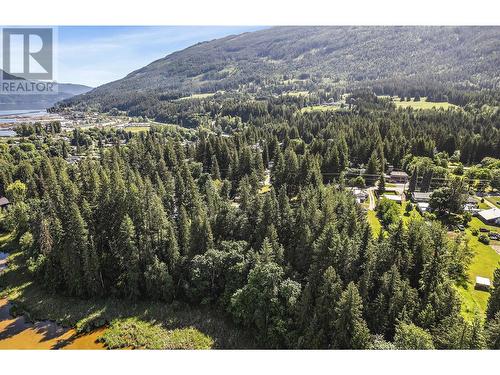 6641 50Th Street Ne, Salmon Arm, BC 