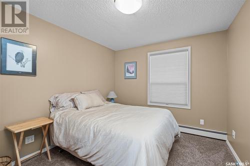 406 2781 Woodbridge Drive, Prince Albert, SK - Indoor Photo Showing Bedroom