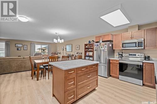 406 2781 Woodbridge Drive, Prince Albert, SK - Indoor Photo Showing Kitchen With Stainless Steel Kitchen