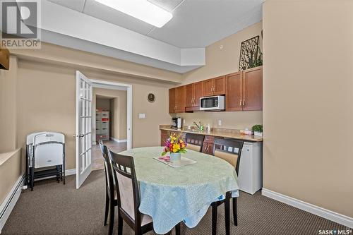 406 2781 Woodbridge Drive, Prince Albert, SK - Indoor Photo Showing Dining Room